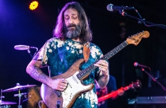2017-08-18-chris-robinson-brotherhood_36847069106_o